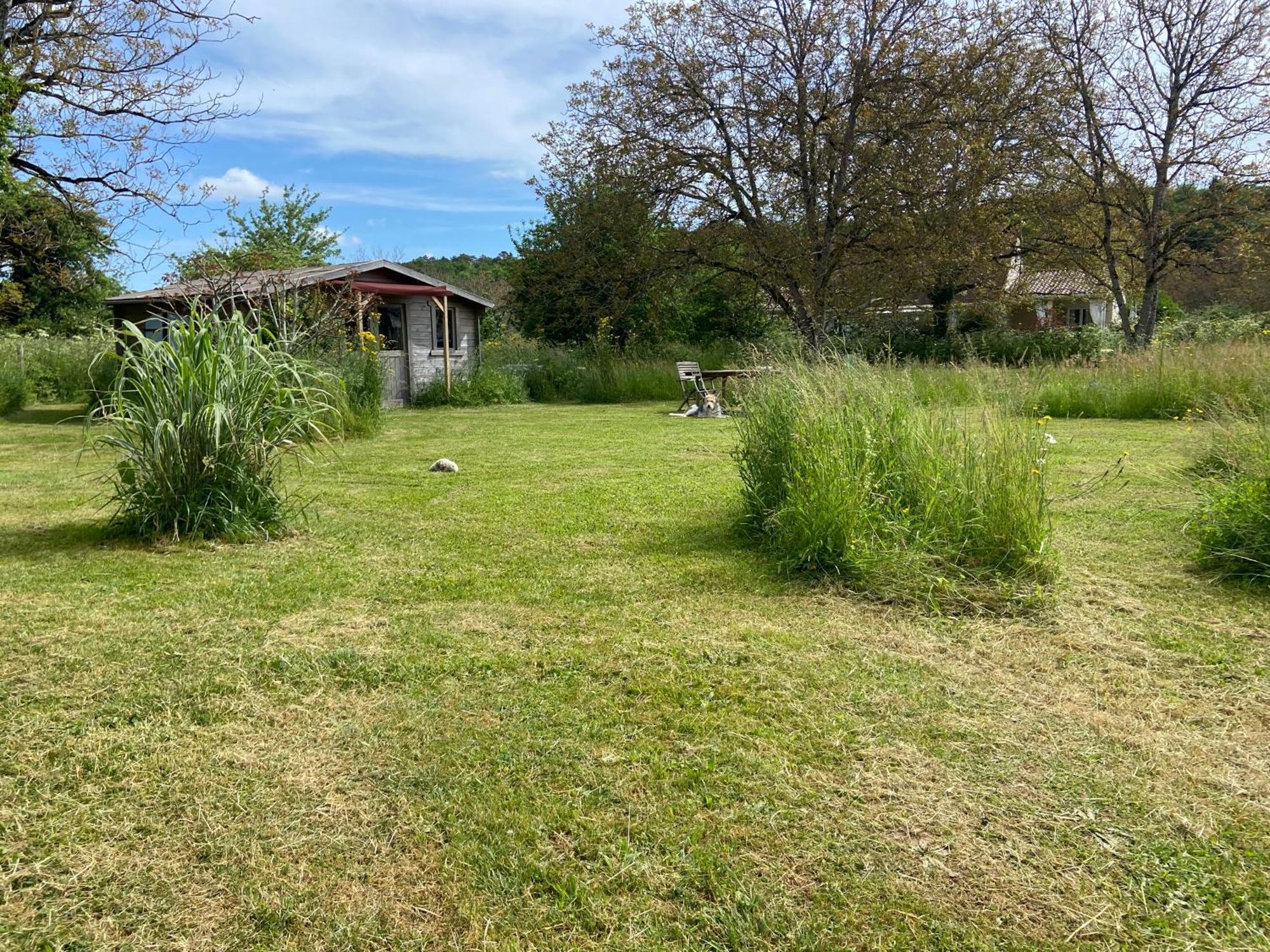 Gite Wildflower Lane Valojoulx Esterno foto